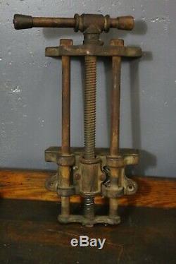 Vtg cast iron wood handle machinist vise W C Toles woodworking tool workbench