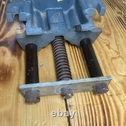 WILTON W-9-63 Woodworking VISE 7x4 UNDER BENCH 9 WIDE JAWS / USA Made